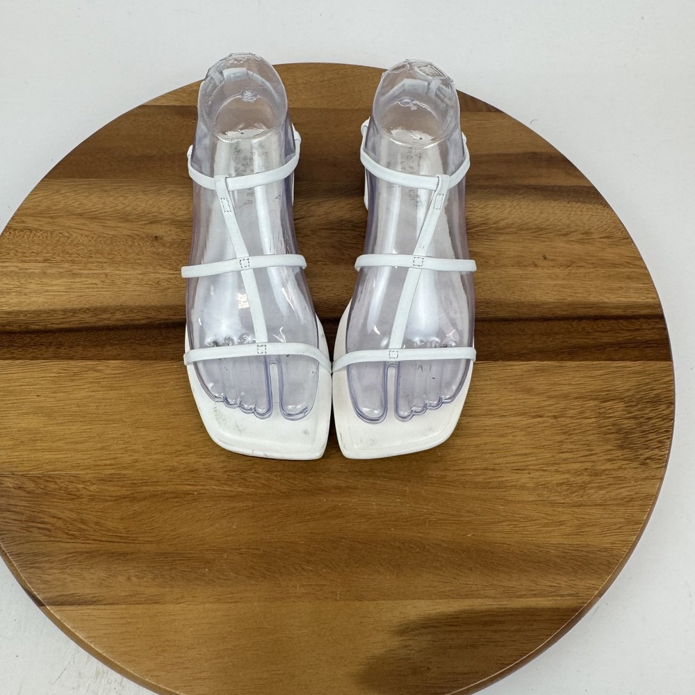 New Womens Marc Fisher Marris White Leather Strappy Gladiator Sandals Size 5.5 M